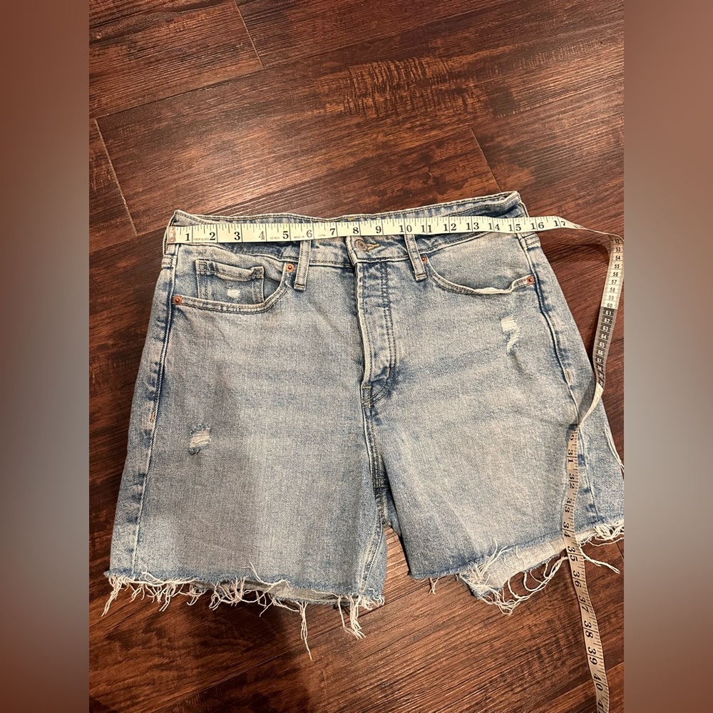 Distressed Denim old navy Shorts - Picture 4 of 5